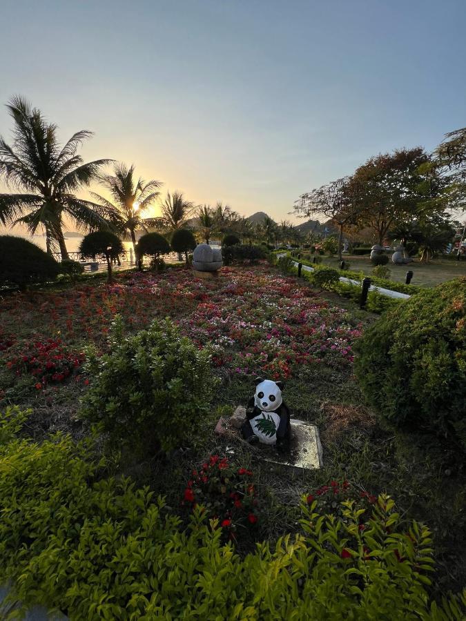 Huong Cang Sea View Hotel Dong Khe Sau Buitenkant foto
